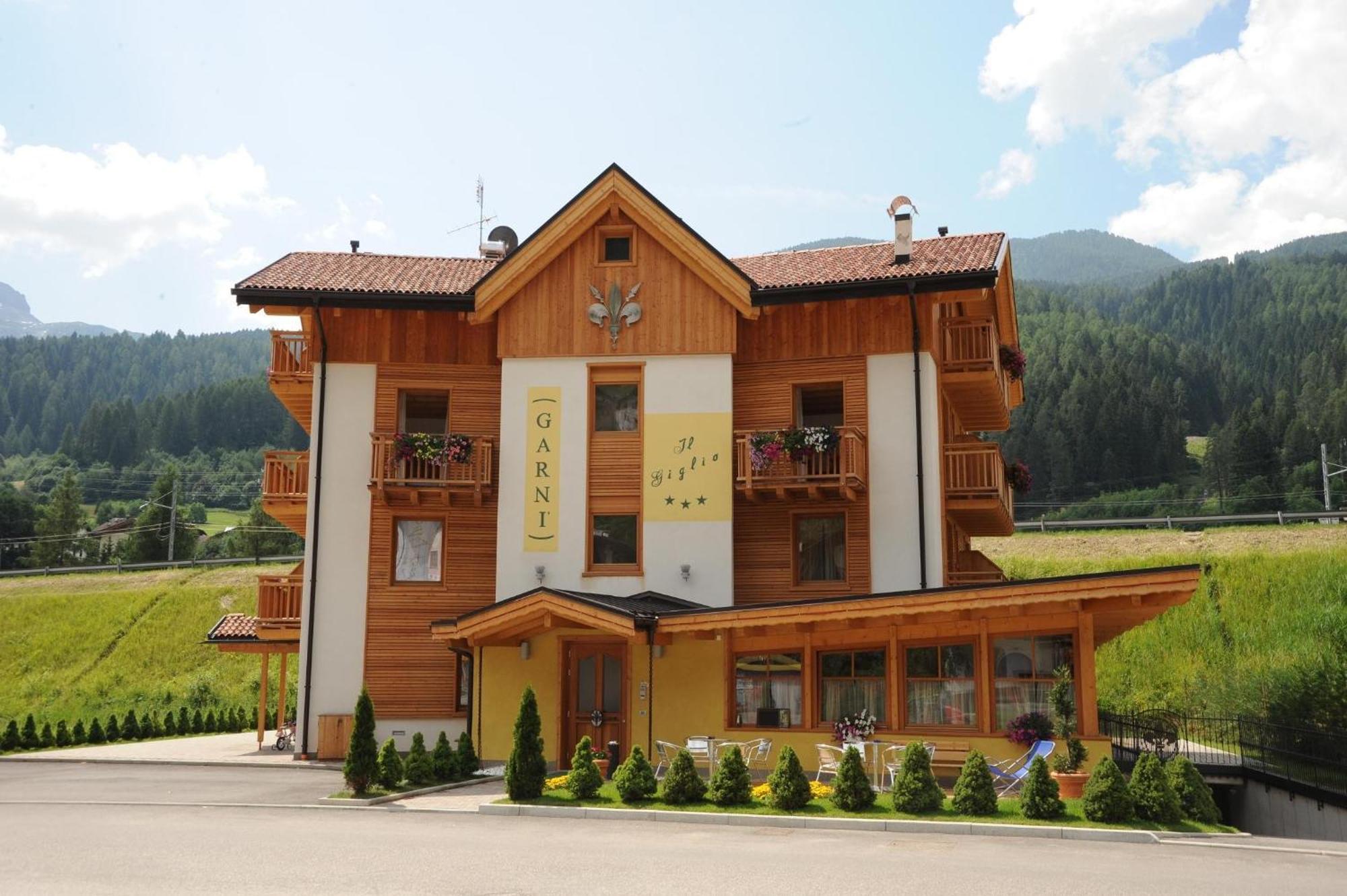 Residence Garni Il Giglio Commezzadura Kültér fotó