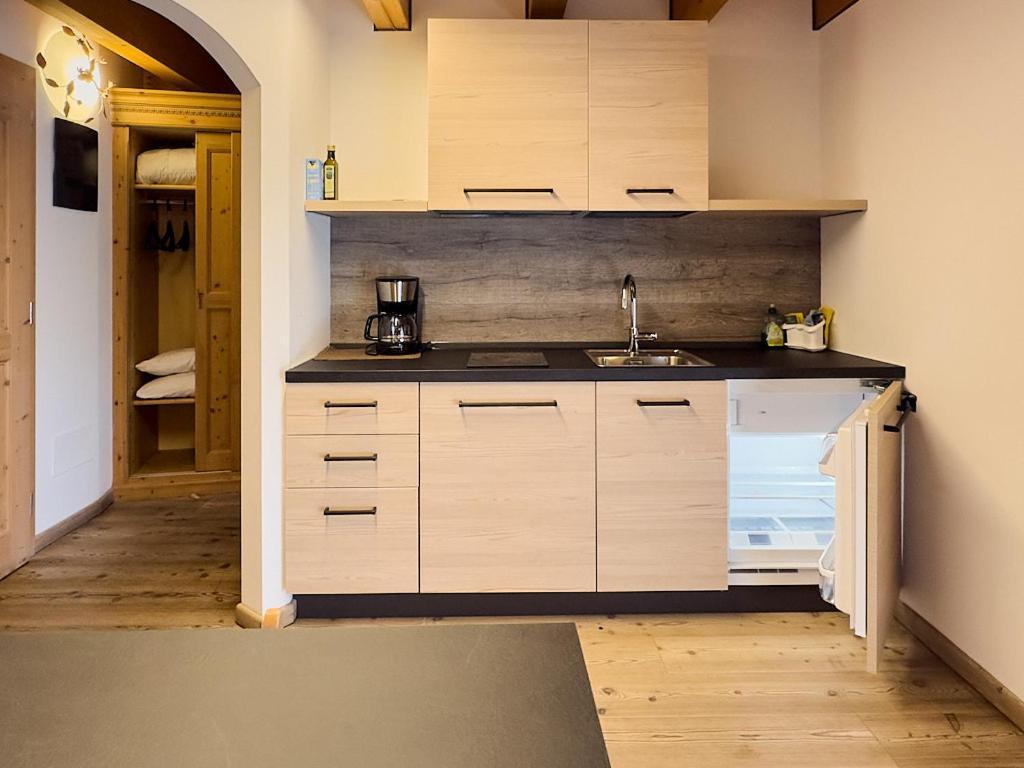 Residence Garni Il Giglio Commezzadura Kültér fotó