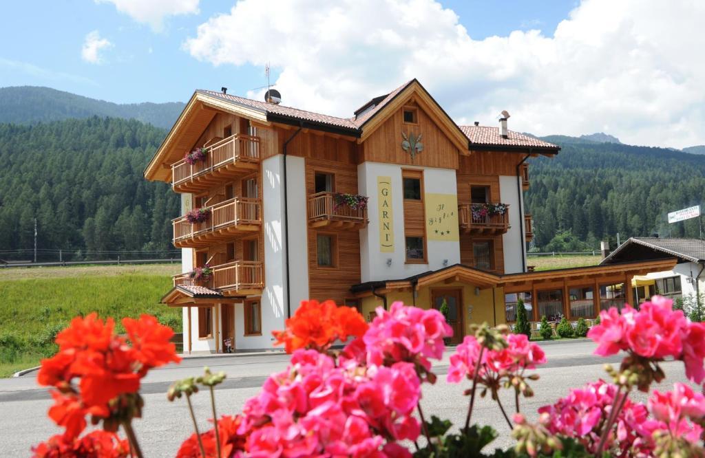 Residence Garni Il Giglio Commezzadura Kültér fotó